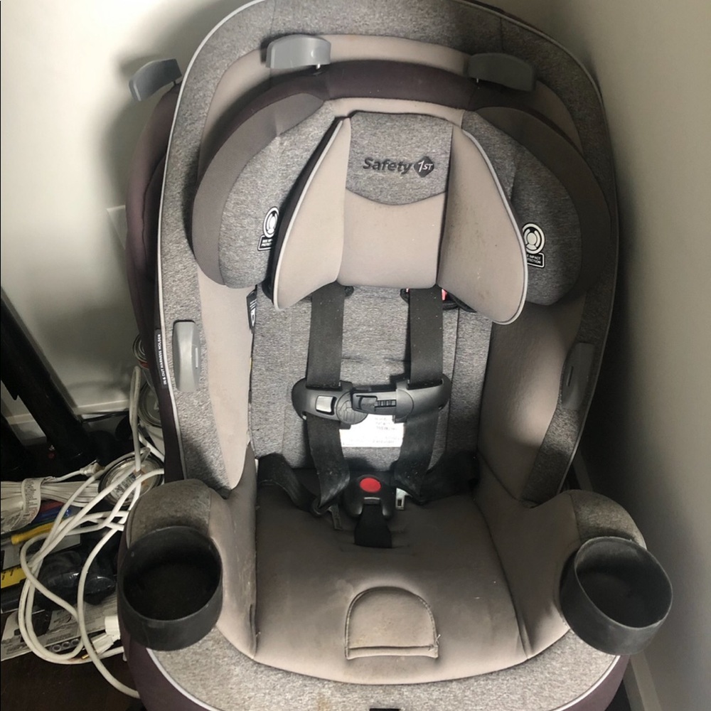 Infant/toddler multi use car seat